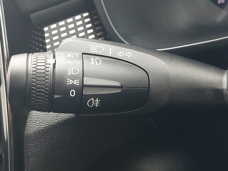 Used Volvo XC40 2023 for sale - 76059038: Photo 18