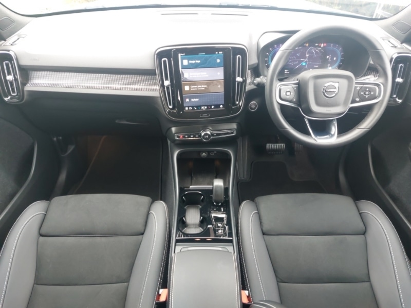 Used Volvo XC40 2023 for sale - 76059038: Photo 2