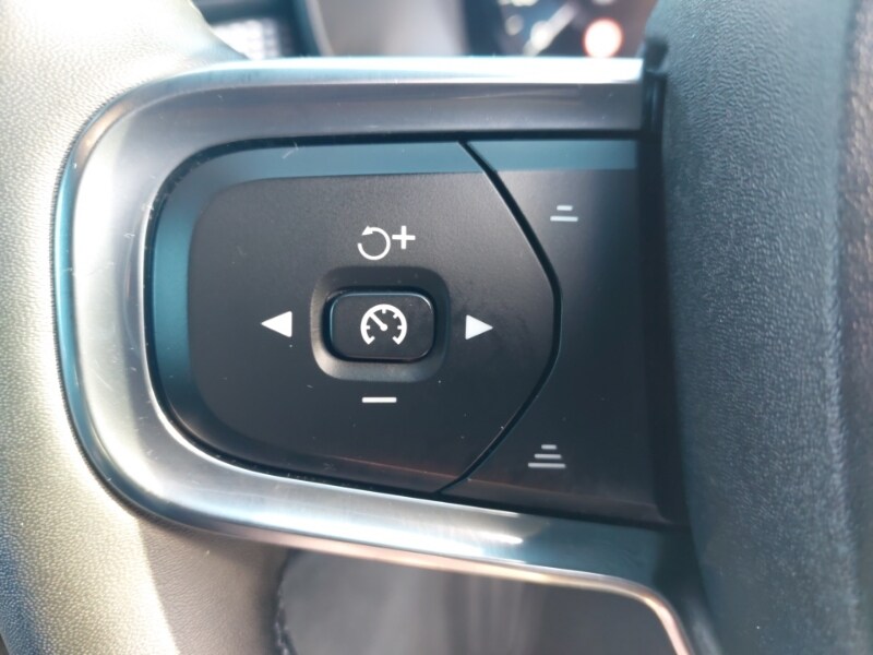 Used Volvo XC40 2021 for sale - 77366345: Photo 16