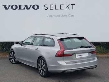 Used Volvo V90 2025 for sale - 78790946: Photo