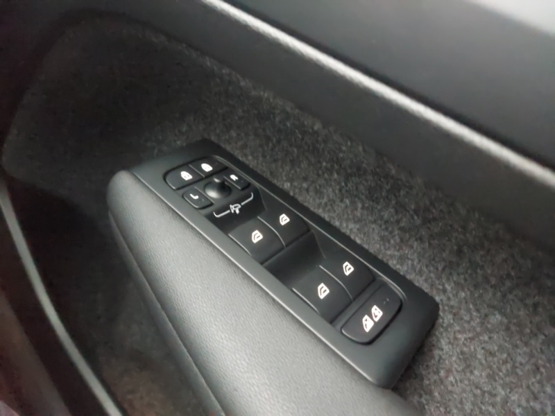 Used Volvo XC40 2025 for sale - 77004507: Photo 19