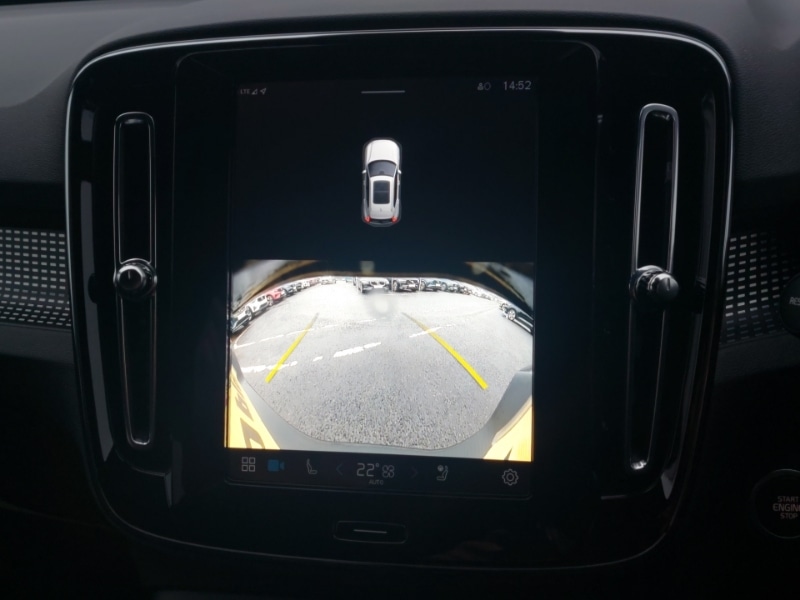 Used Volvo XC40 2025 for sale - 76721367: Photo 10