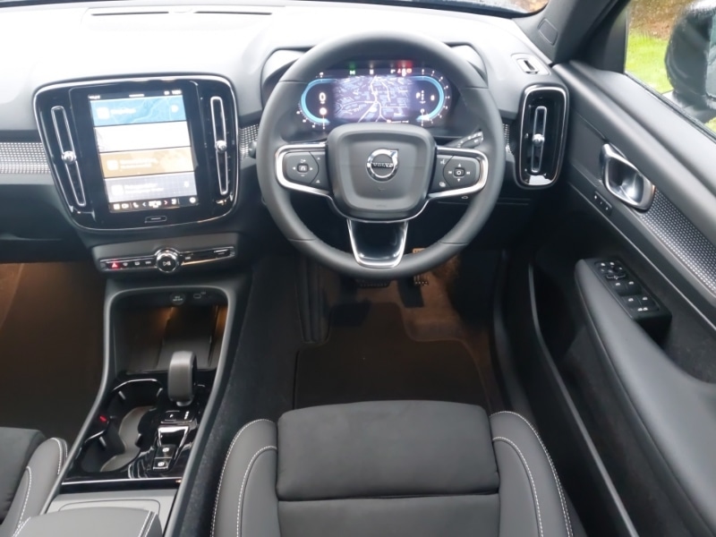 Used Volvo XC40 2025 for sale - 76721367: Photo 7