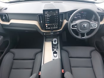 Used Volvo XC60 2025 for sale - 75278439: Photo