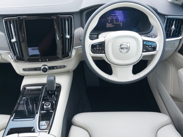 Used Volvo V90 2025 for sale - 74776086: Photo 7