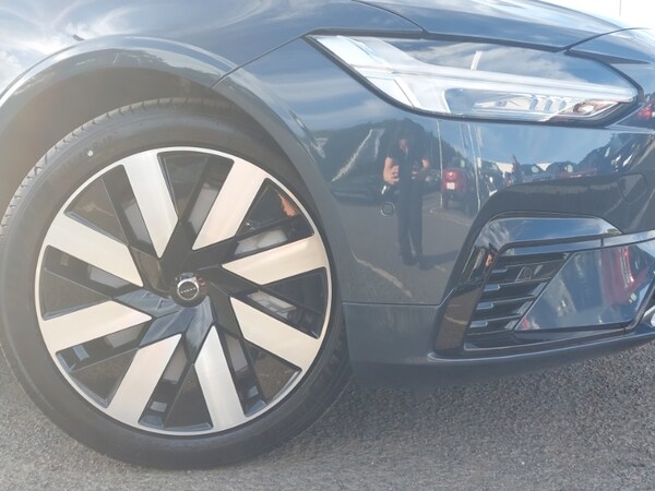 Used Volvo V90 2025 for sale - 74776086: Photo 9