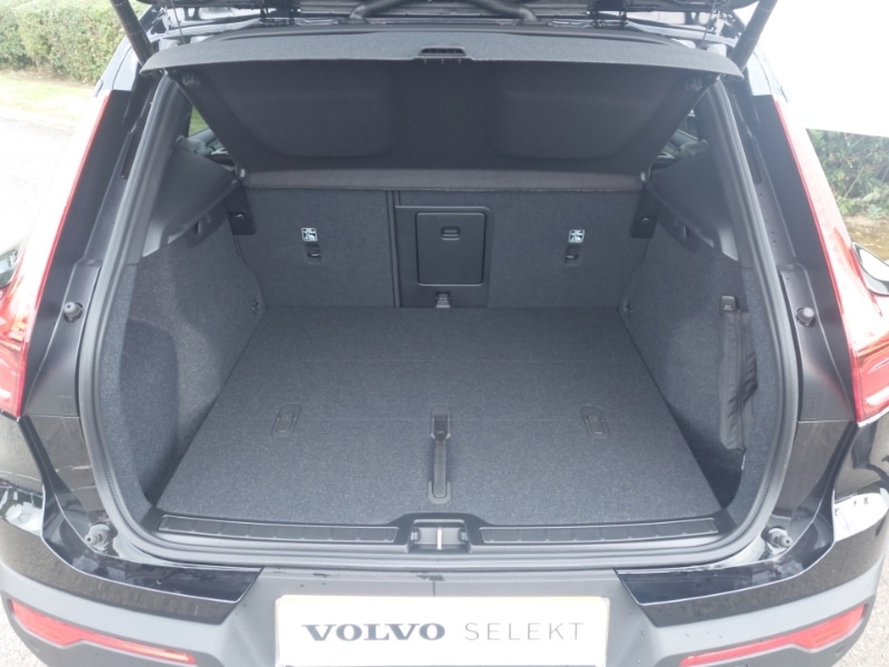 Used Volvo XC40 2025 for sale - 77573207: Photo 8