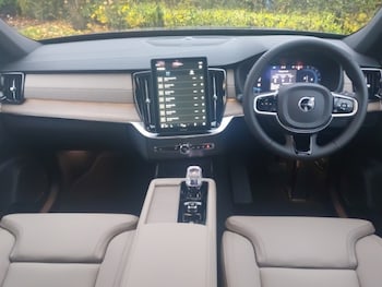 Used Volvo XC90 2025 for sale - 76493438: Photo