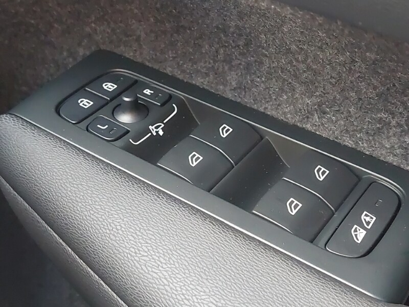 Used Volvo XC40 2025 for sale - 77569080: Photo 19