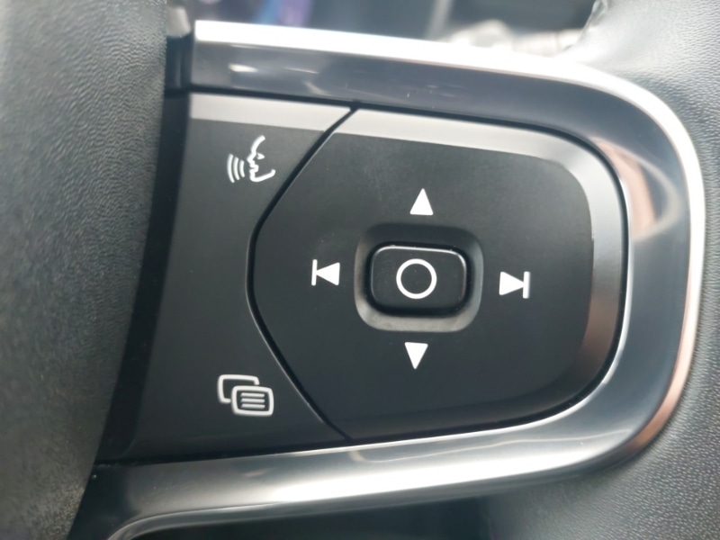 Used Volvo XC40 2023 for sale - 76795564: Photo 14