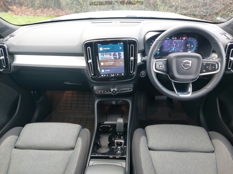 Used Volvo XC40 2023 for sale - 76795564: Photo 2