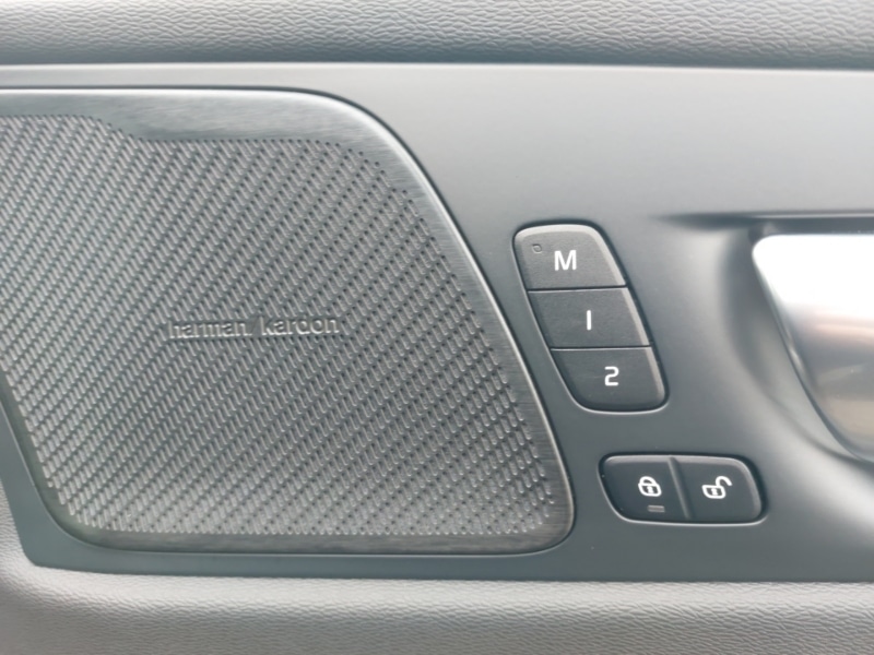 Used Volvo XC60 2025 for sale - 77630336: Photo 14