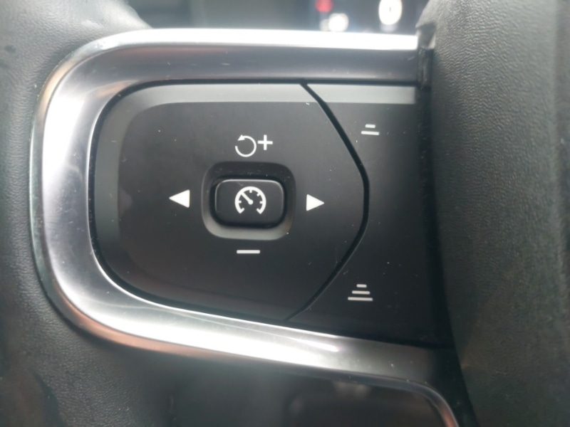 Used Volvo XC40 2021 for sale - 77035089: Photo 16