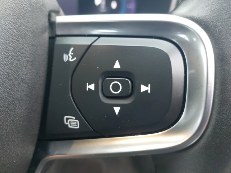 Used Volvo XC40 2024 for sale - 77815892: Photo 17