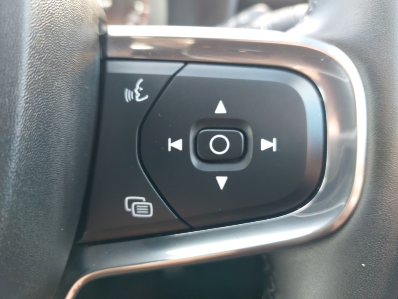 Used Volvo XC40 2021 for sale - 76375368: Photo 12