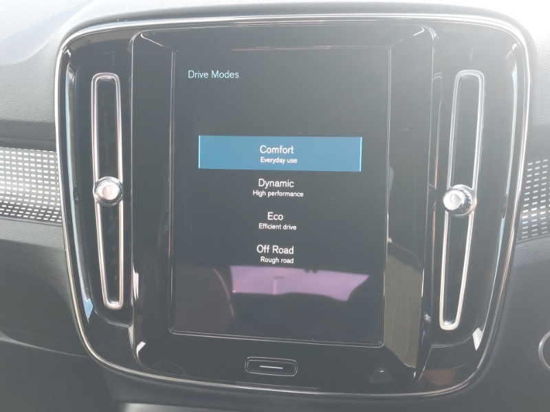 Used Volvo XC40 2021 for sale - 76375368: Photo 17