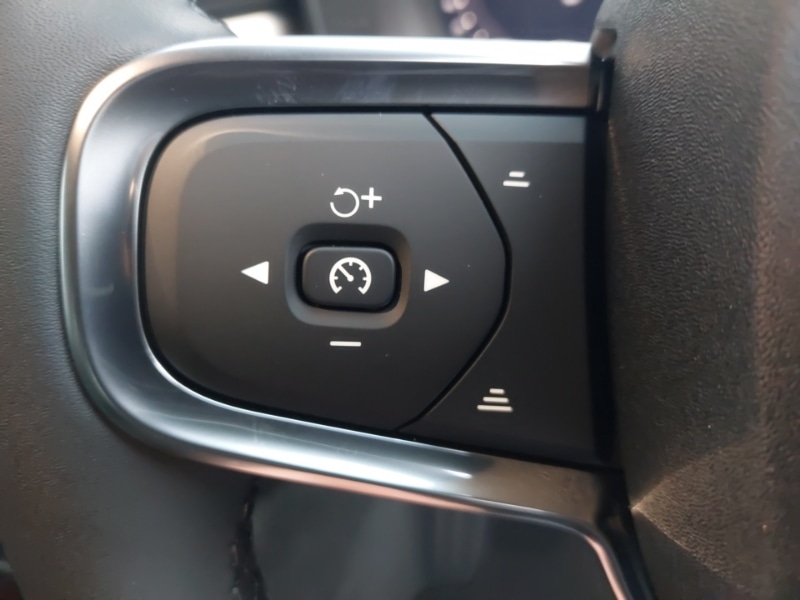 Used Volvo XC40 2025 for sale - 77008600: Photo 16