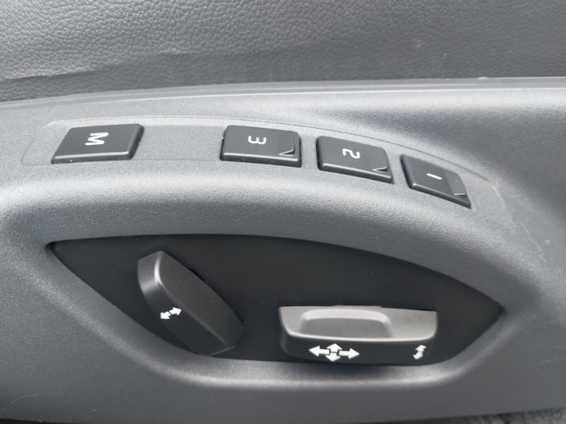 Used Volvo V70 2015 for sale - 78178941: Photo 12