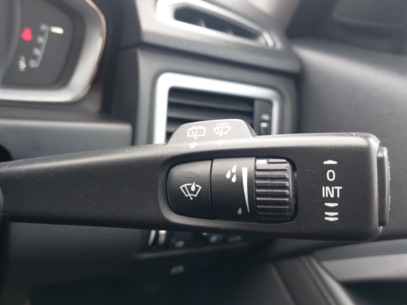 Used Volvo V70 2015 for sale - 78178941: Photo 15