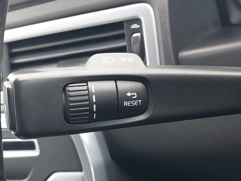 Used Volvo V70 2015 for sale - 78178941: Photo 16