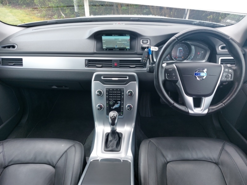 Used Volvo V70 2015 for sale - 78178941: Photo 2