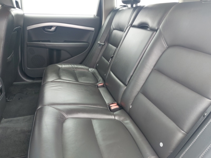 Used Volvo V70 2015 for sale - 78178941: Photo 6