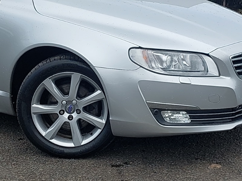 Used Volvo V70 2015 for sale - 78178941: Photo 9