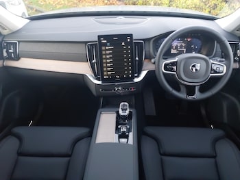 Used Volvo XC90 2025 for sale - 76506728: Photo