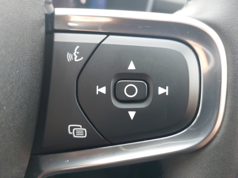 Used Volvo XC40 2024 for sale - 75828640: Photo 13