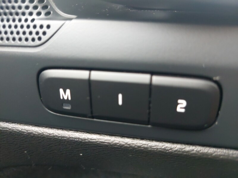 Used Volvo XC40 2024 for sale - 75828640: Photo 17