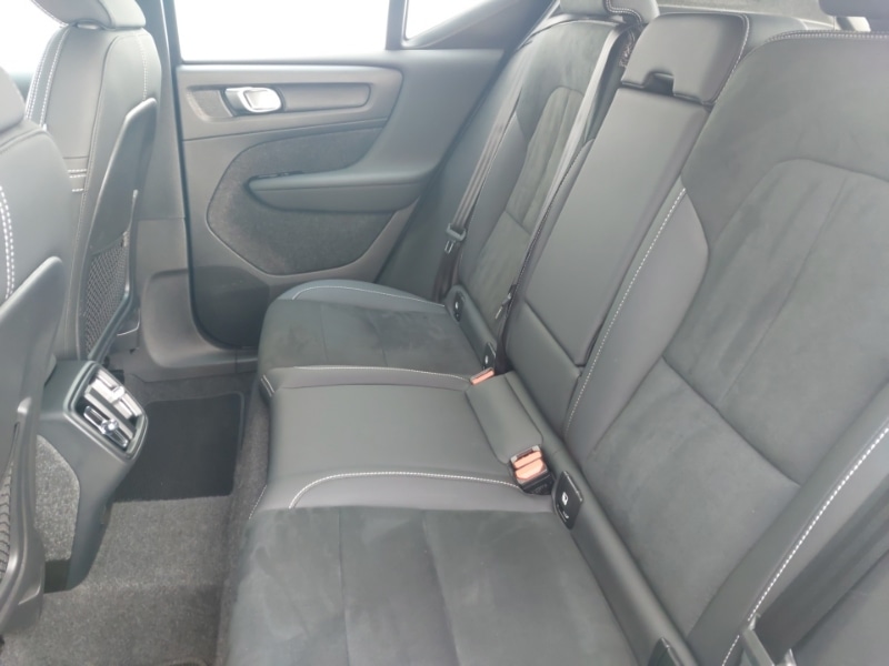 Used Volvo XC40 2024 for sale - 75828640: Photo 6