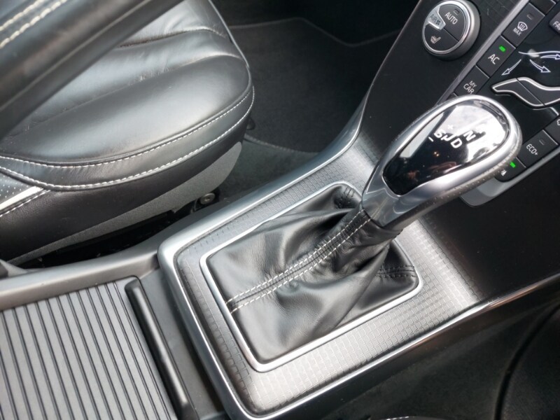 Used Volvo V40 2019 for sale - 77652386: Photo 13