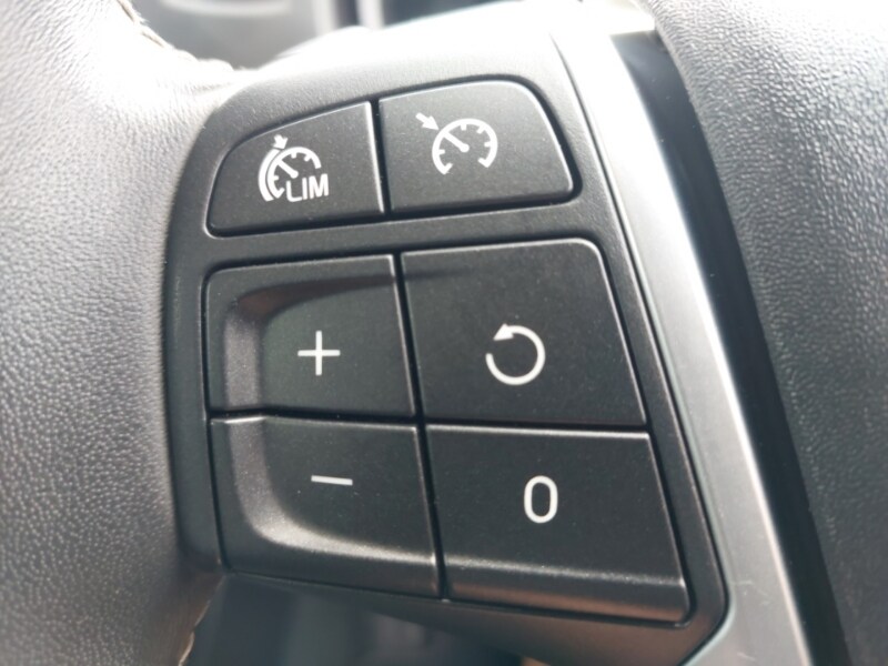 Used Volvo V40 2019 for sale - 77652386: Photo 16