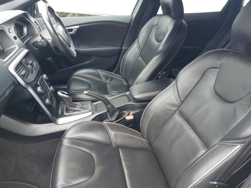 Used Volvo V40 2019 for sale - 77652386: Photo 5