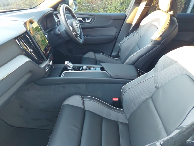 Used Volvo XC60 2025 for sale - 76644066: Photo 5