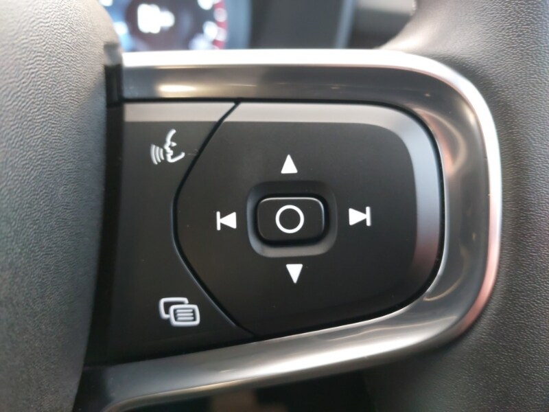 Used Volvo XC40 2022 for sale - 76780009: Photo 14