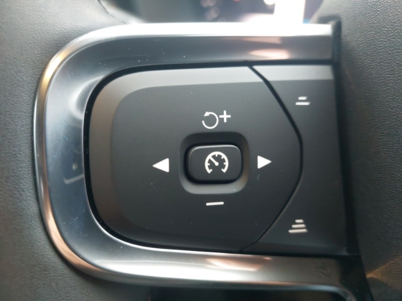 Used Volvo XC40 2025 for sale - 77611163: Photo 16