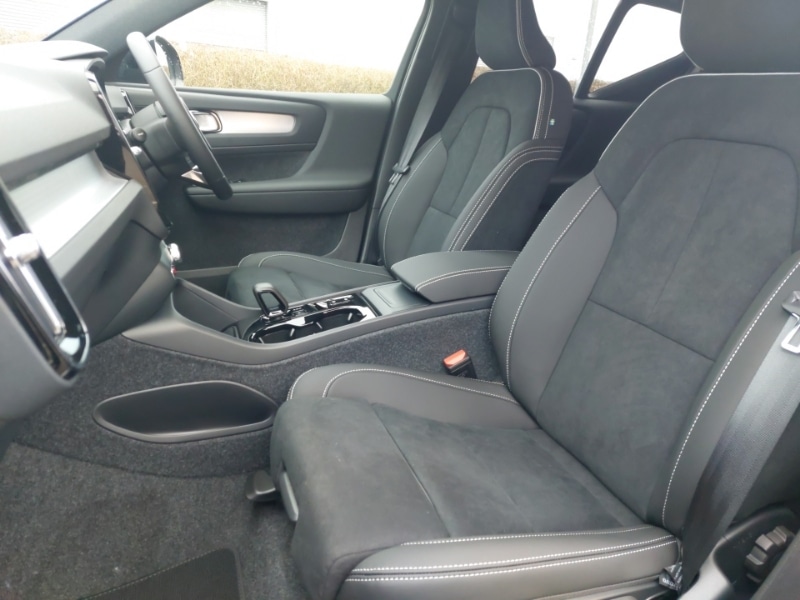 Used Volvo XC40 2025 for sale - 77611163: Photo 5