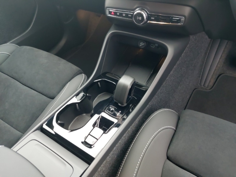 Used Volvo XC40 2025 for sale - 77815801: Photo 19