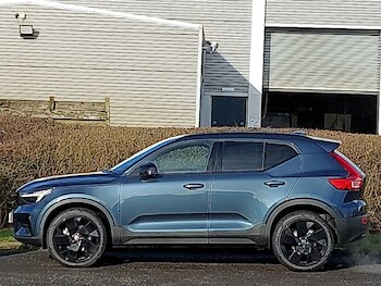 Used Volvo XC40 2025 for sale - 77569081: Photo