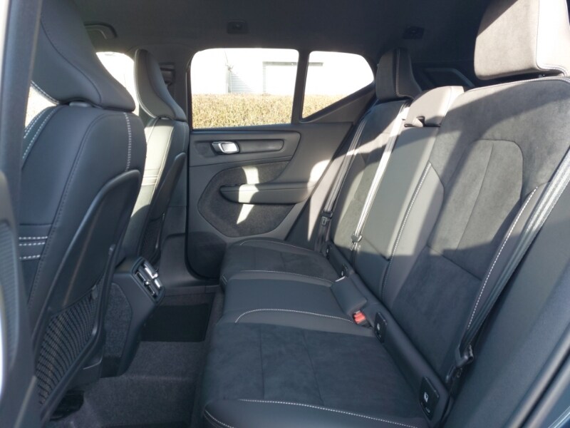 Used Volvo XC40 2025 for sale - 77569081: Photo 6