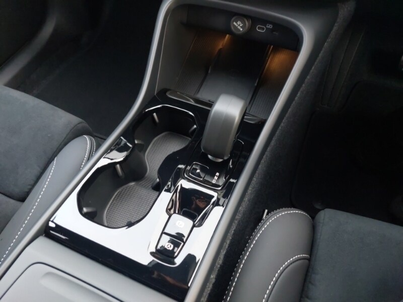 Used Volvo XC40 2025 for sale - 76556271: Photo 15