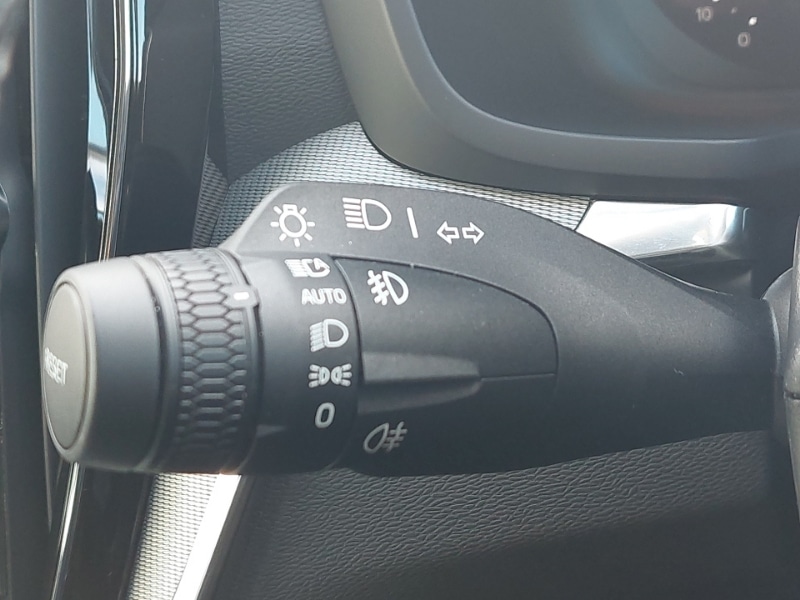 Used Volvo V60 2025 for sale - 78203263: Photo 17