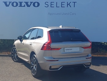 Used Volvo XC60 2023 for sale - 79105852: Photo