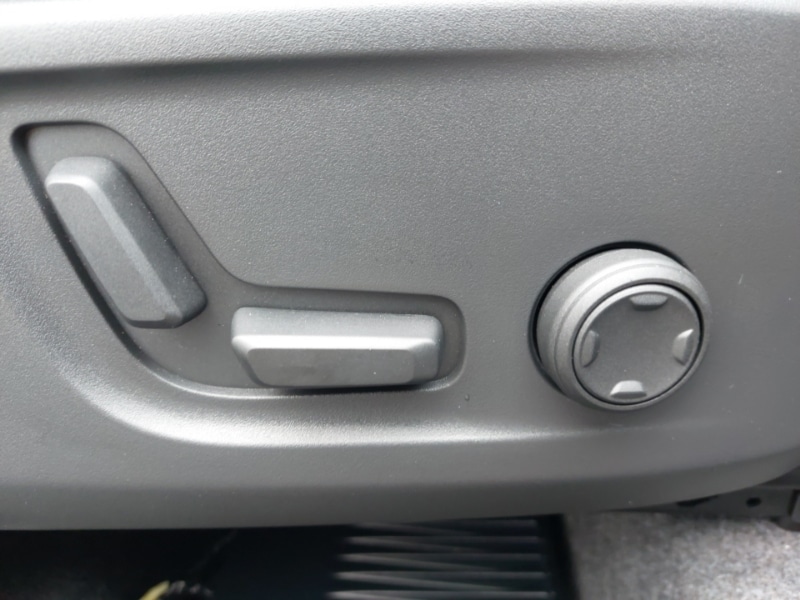 Used Volvo XC40 2025 for sale - 77815832: Photo 12