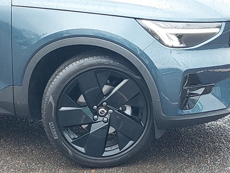 Used Volvo XC40 2025 for sale - 77815832: Photo 9