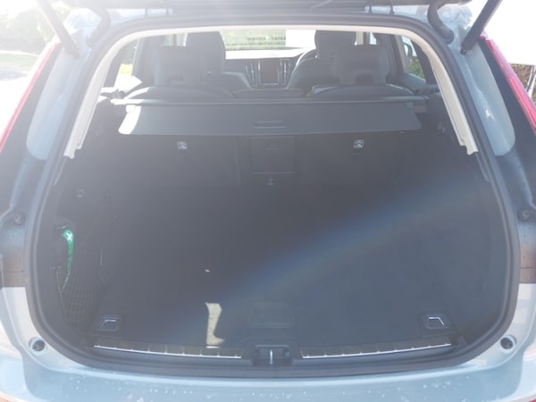 Used Volvo XC60 2024 for sale - 76301851: Photo 8