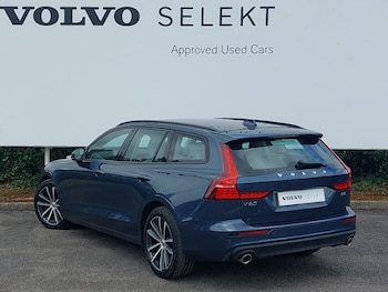 Used Volvo V60 2021 for sale - 78916673: Photo