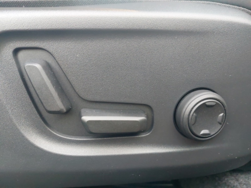 Used Volvo XC40 2025 for sale - 76978417: Photo 12