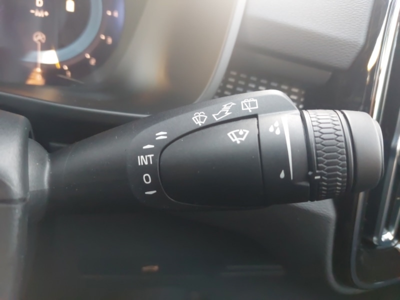 Used Volvo XC40 2025 for sale - 76978417: Photo 16